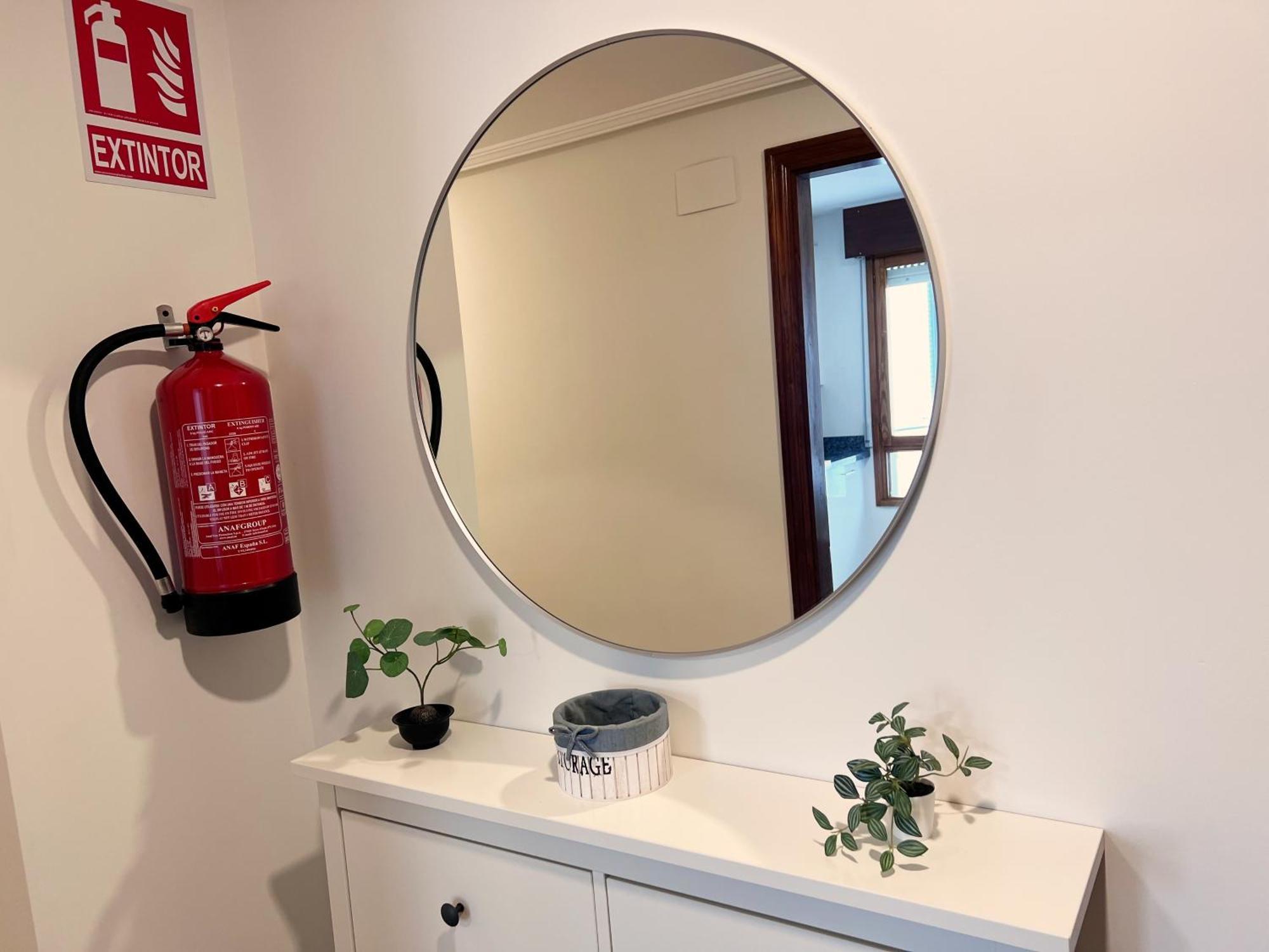 Apartamento Europa Centric Parking Gratis Oviedo Luaran gambar