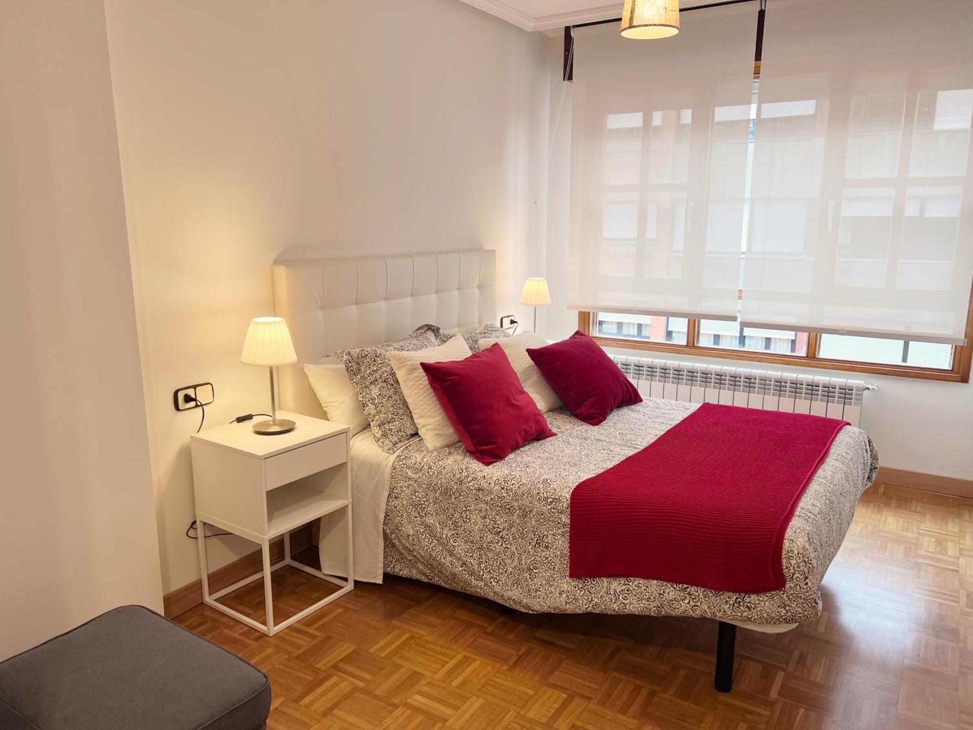 Apartamento Europa Centric Parking Gratis Oviedo Luaran gambar